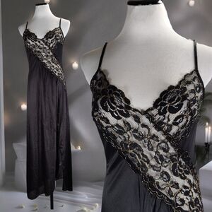 Vintage 90s Trashy Lingerie Nightgown Size M Sheer Lace Panels Hip Slit